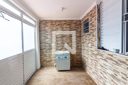 Casa à venda com 220m², 4 quartos e 4 vagas Casa à venda com 220m², 4 quartos e 4 vagasÁrea de Serviço