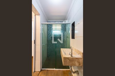 Casa à venda com 220m², 4 quartos e 4 vagas Casa à venda com 220m², 4 quartos e 4 vagasBanheiro da Suíte 2