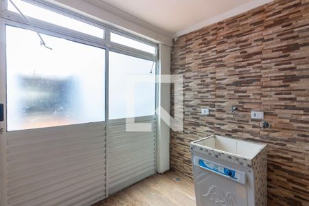 Casa à venda com 220m², 4 quartos e 4 vagas Casa à venda com 220m², 4 quartos e 4 vagasÁrea de Serviço