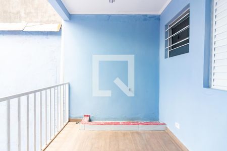 Sacada de casa à venda com 4 quartos, 220m² em Cipava, Osasco