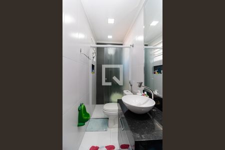 Casa de condomínio à venda com 156m², 2 quartos e 2 vagas Casa de condomínio à venda com 156m², 2 quartos e 2 vagasBanheiro da Suíte 1