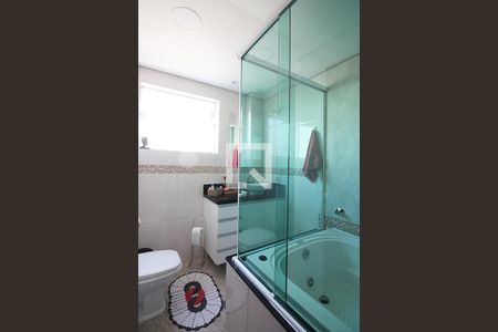 Apartamento à venda com 128m², 3 quartos e 1 vagaBanheiro da Suíte