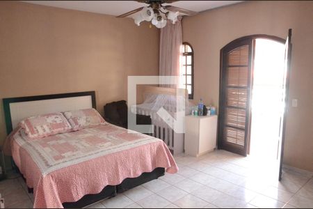 Casa à venda com 213m², 5 quartos e 2 vagasQuarto 1