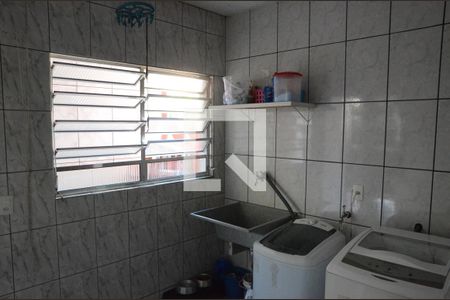 Lavanderia de casa à venda com 5 quartos, 213m² em Recanto das Rosas, Osasco