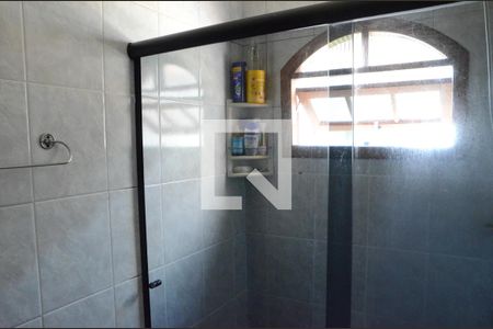 Casa à venda com 213m², 5 quartos e 2 vagasBanheiro 2