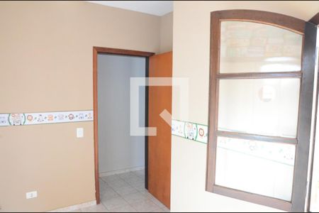 Casa à venda com 213m², 5 quartos e 2 vagasQuarto 2