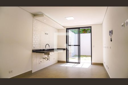 Casa à venda com 165m², 3 quartos e 2 vagas Casa à venda com 165m², 3 quartos e 2 vagasCozinha