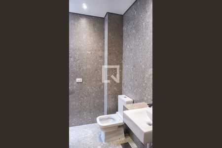 Casa à venda com 165m², 3 quartos e 2 vagas Casa à venda com 165m², 3 quartos e 2 vagasBanheiro da Suíte 1