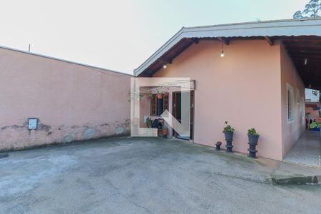 Casa para alugar com 480m², 2 quartos e 5 vagasQuintal