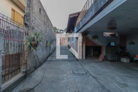 Casa para alugar com 480m², 2 quartos e 5 vagasQuintal