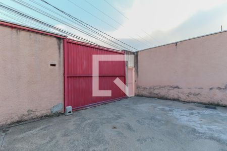 Casa para alugar com 480m², 2 quartos e 5 vagasQuintal