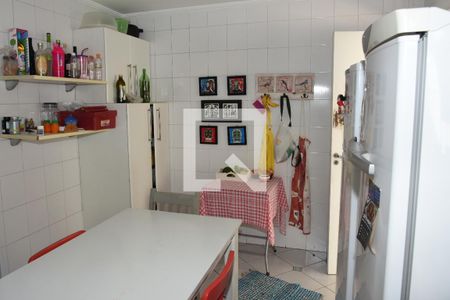 Casa à venda com 249m², 4 quartos e 3 vagasCozinha