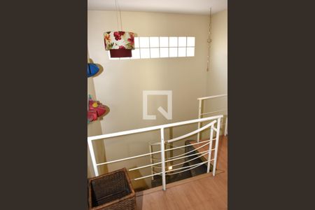 Casa à venda com 249m², 4 quartos e 3 vagasEscada