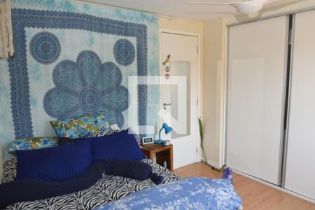 Casa à venda com 249m², 4 quartos e 3 vagasQuarto 2