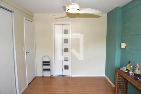 Casa à venda com 249m², 4 quartos e 3 vagasQuarto 1 - Suíte