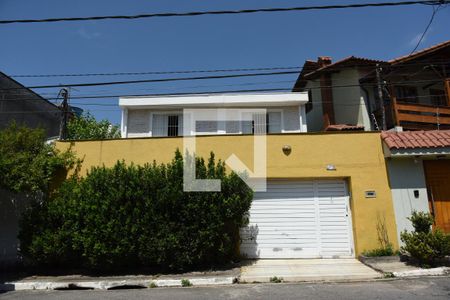 Casa à venda com 249m², 4 quartos e 3 vagasFachada