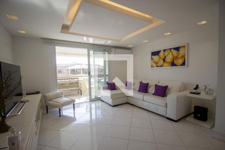 Sala de apartamento para alugar com 4 quartos, 128m² em Barra da Tijuca, Rio de Janeiro