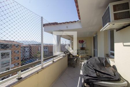 Varanda de apartamento para alugar com 4 quartos, 128m² em Barra da Tijuca, Rio de Janeiro