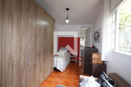 Casa à venda com 264m², 4 quartos e 2 vagas Casa à venda com 264m², 4 quartos e 2 vagasSuíte - casa 3