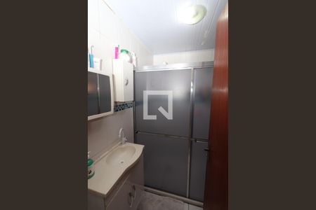 Casa à venda com 264m², 4 quartos e 2 vagas Casa à venda com 264m², 4 quartos e 2 vagasBanheiro 1