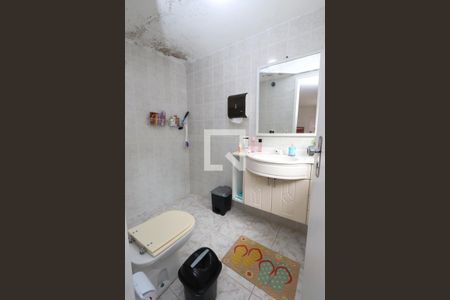 Casa à venda com 264m², 4 quartos e 2 vagas Casa à venda com 264m², 4 quartos e 2 vagasBanheiro -casa 3