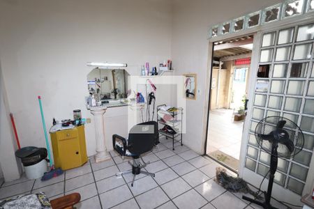 Casa à venda com 264m², 4 quartos e 2 vagas Casa à venda com 264m², 4 quartos e 2 vagasGaragem