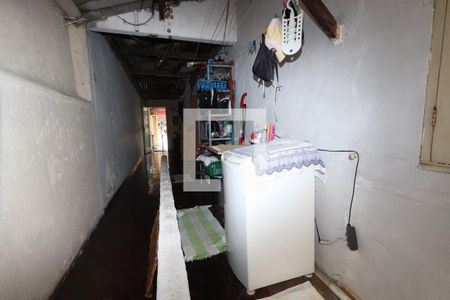 Casa à venda com 264m², 4 quartos e 2 vagas Casa à venda com 264m², 4 quartos e 2 vagasLavanderia 1