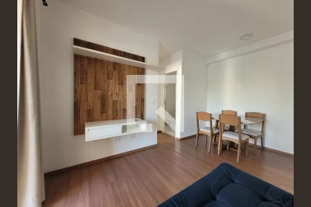 Sala de apartamento para alugar com 1 quarto, 43m² em Vila Lídia, Campinas