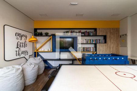 Apartamento para alugar com 35m², 2 quartos e 1 vaga Apartamento para alugar com 35m², 2 quartos e 1 vagaÁrea comum - Sala de Jogos
