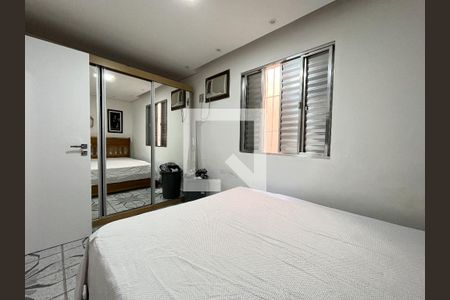 Quarto 1 de casa para alugar com 2 quartos, 100m² em Vila Santa Catarina, São Paulo