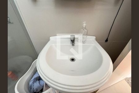 Casa para alugar com 100m², 2 quartos e 1 vaga Casa para alugar com 100m², 2 quartos e 1 vagaBanheiro