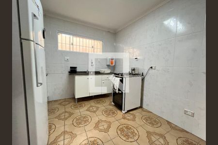Casa para alugar com 100m², 2 quartos e 1 vaga Casa para alugar com 100m², 2 quartos e 1 vagaCozinha