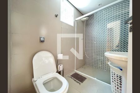 Casa para alugar com 100m², 2 quartos e 1 vaga Casa para alugar com 100m², 2 quartos e 1 vagaBanheiro