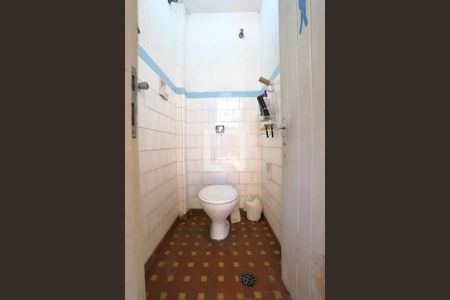 Casa à venda com 220m², 3 quartos e 3 vagasBanheiro serviço