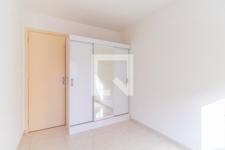 Quarto 1 de apartamento para alugar com 2 quartos, 55m² em Interlagos, São Paulo