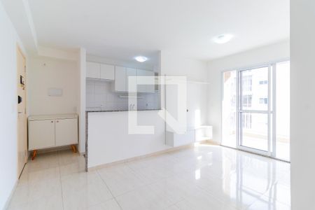 Sala de apartamento para alugar com 2 quartos, 55m² em Interlagos, São Paulo