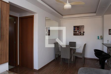 Sala de apartamento para alugar com 2 quartos, 47m² em Todos Os Santos, Rio de Janeiro