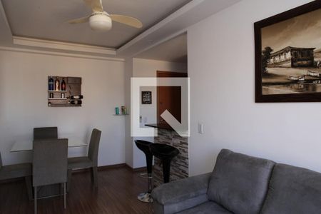 Sala de apartamento para alugar com 2 quartos, 47m² em Todos Os Santos, Rio de Janeiro