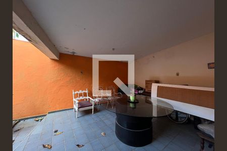 Casa à venda com 270m², 4 quartos e 4 vagasQuintal