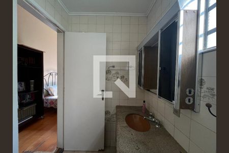 Casa à venda com 270m², 4 quartos e 4 vagasBanheiro