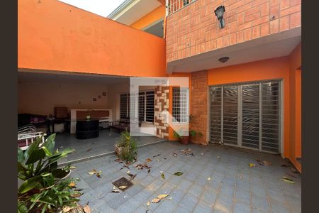 Casa à venda com 270m², 4 quartos e 4 vagasQuintal
