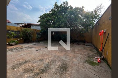 Casa à venda com 270m², 4 quartos e 4 vagasEntrada