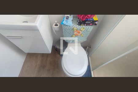 Apartamento à venda com 41m², 2 quartos e sem vaga Apartamento à venda com 41m², 2 quartos e sem vagaBanheiro