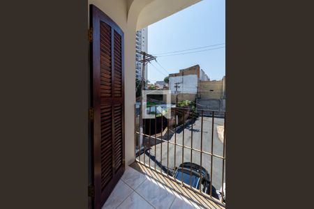 Casa à venda com 196m², 4 quartos e 2 vagasVaranda - Suíte