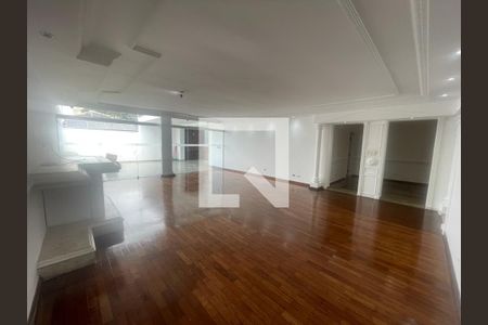 Casa à venda com 3 quartos, 350m² em Jardim da Gloria, São Paulo