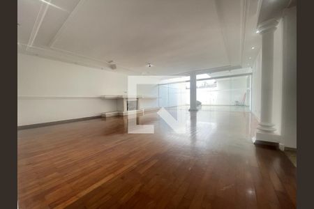Casa à venda com 3 quartos, 350m² em Jardim da Gloria, São Paulo