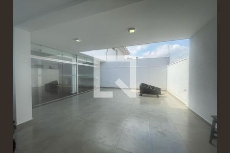 Casa à venda com 3 quartos, 350m² em Jardim da Gloria, São Paulo