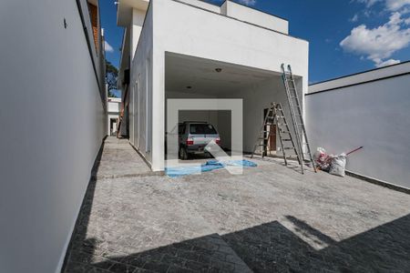 Casa para alugar com 380m², 6 quartos e 4 vagas Casa para alugar com 380m², 6 quartos e 4 vagasGaragem