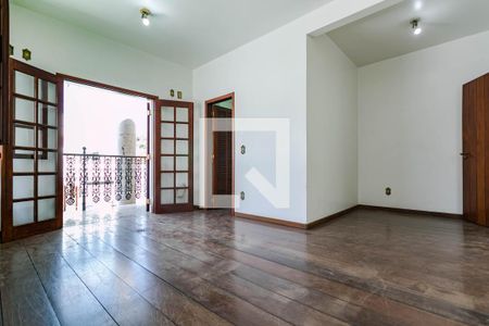 Casa para alugar com 380m², 6 quartos e 4 vagas Casa para alugar com 380m², 6 quartos e 4 vagasQuarto 4 - Suíte