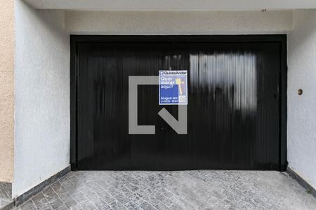 Casa para alugar com 380m², 6 quartos e 4 vagas Casa para alugar com 380m², 6 quartos e 4 vagasPlaquinha - Fachada